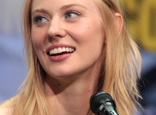 Deborah Ann Woll - Wikipedia