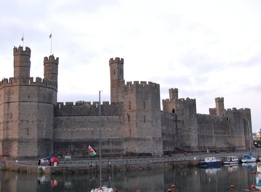 Ficheiro:Caernarfon Castle..JPG – Wikipédia, a enciclopédia livre