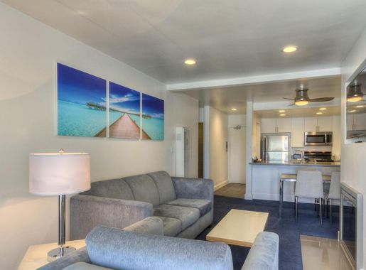➙ Oceanside Marina Suites - A Waterfront Hotel in Oceanside |  petfriendlyhotel.co