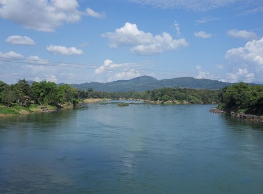 File:Nam Ngum+Nam Lik.JPG - Wikimedia Commons
