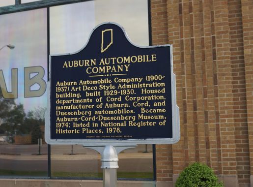 File:Auburn-Cord-Duesenberg Automobile Museum (33878023023).jpg - Wikimedia  Commons