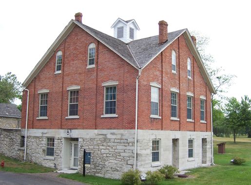 File:Nauvoo House.JPG - Wikimedia Commons