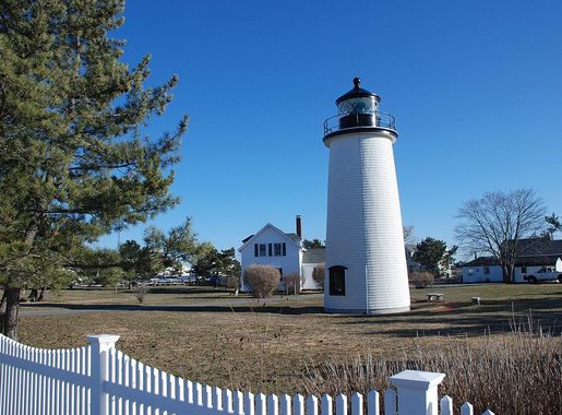 File:Plum Island Lighthouse DSC 0239 AD.JPG - Wikimedia Commons