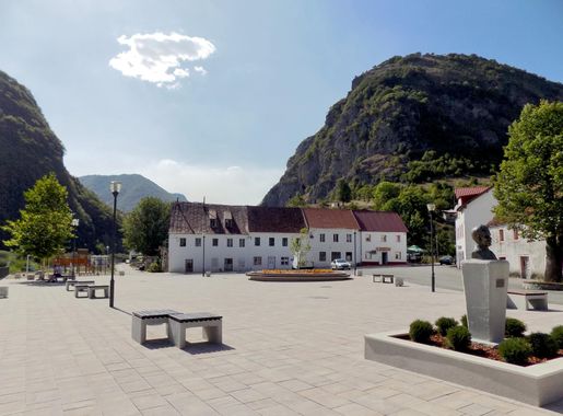 File:Šavnik, Montenegro 03.jpg - Wikimedia Commons