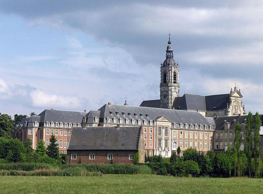 File:Averbode abbey - panorama.jpg - Wikipedia