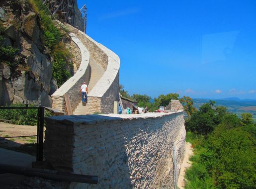 File:Cetatea Devei 14.JPG - Wikimedia Commons