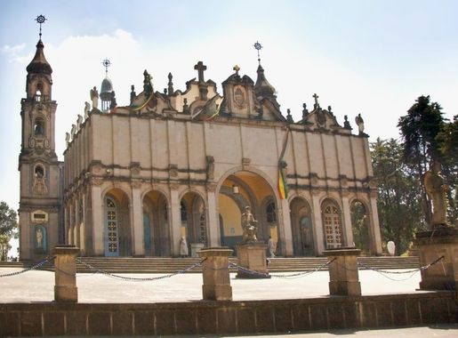 File:Panoramic View of the Holy Trinity Cathedral, Addis Ababa, Ethiopia  (3435906326).jpg - Wikipedia