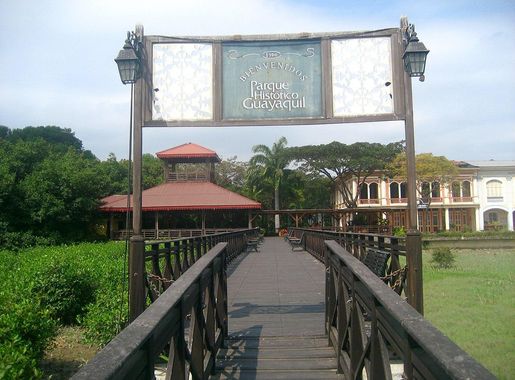 File:Parque Histórico Guayaquil - Puerto.JPG - Wikimedia Commons