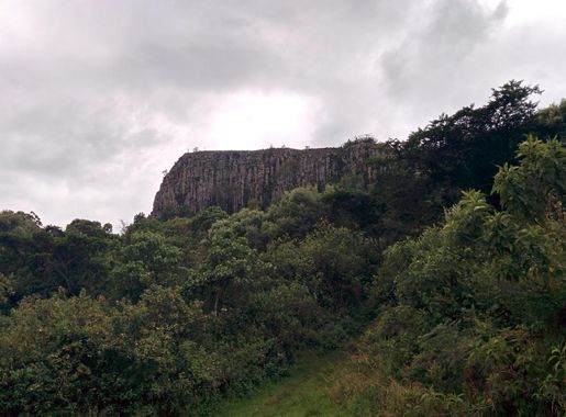 File:Endebess Bluff from below.jpg - Wikimedia Commons