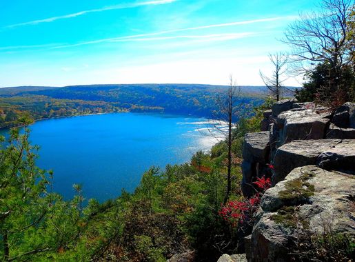 File:Devil's Lake ^ South Bluff - panoramio.jpg - Wikimedia Commons