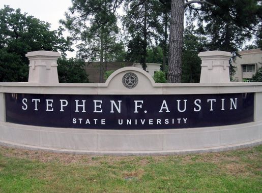 File:Stephen F. Austin State University sign IMG 3329.JPG - Wikimedia  Commons