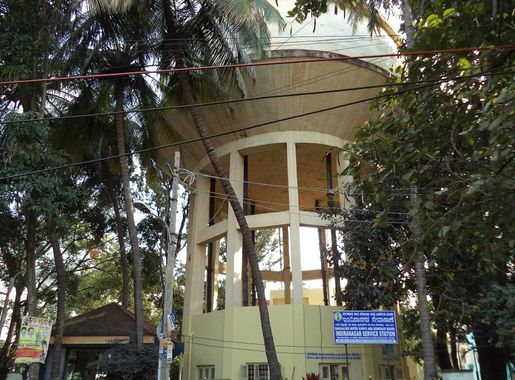 File:BWSSB Water Tank at Indiranagar, Hundred Feet Road.JPG - Wikimedia  Commons