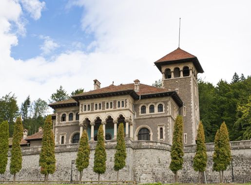 File:Castelul Cantacuzino 02.jpg - Wikipedia
