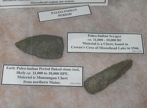 File:Paleoindian tools Moosehead Lake.JPG - Wikimedia Commons