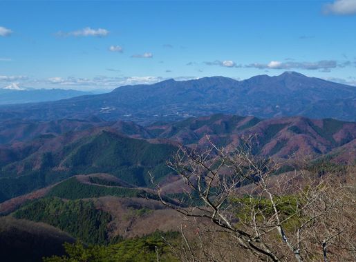 File:第一展望台からの浅間山と赤城山.jpg - Wikipedia