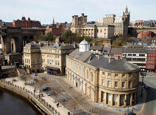 File:Quayside, Newcastle upon Tyne.jpg - Wikimedia Commons
