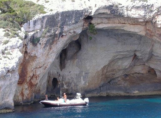 File:Blue Caves Zante.jpg - Wikimedia Commons