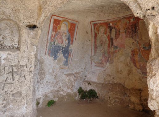 File:Santuario della Madonna delle Tre Porte 05.jpg - Wikimedia Commons