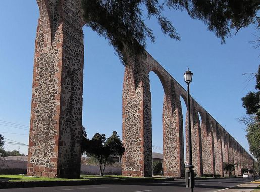 File:Acueducto de Queretaro.JPG - Wikimedia Commons
