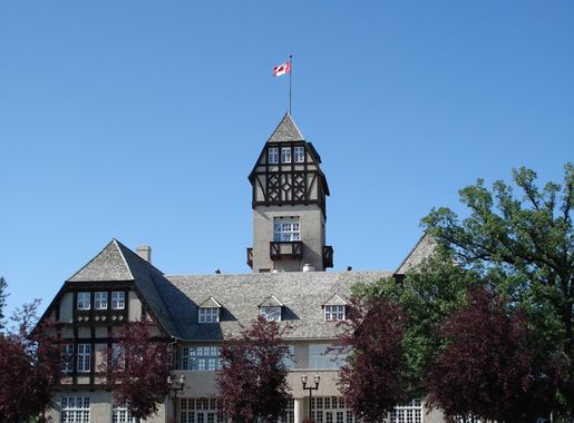 File:Assiniboine Park pavilion.jpg - Wikimedia Commons
