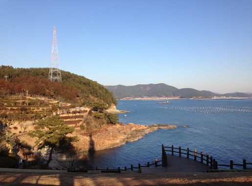 File:Yi Sun-Sin Park 01.JPG - Wikimedia Commons