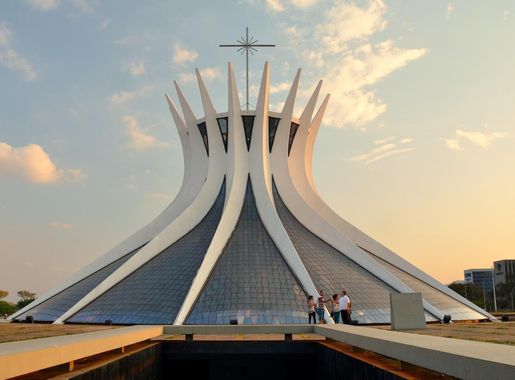 Ficheiro:Catedral Metropolitana de Brasília 2.jpg – Wikipédia, a  enciclopédia livre