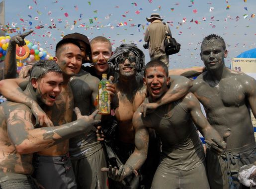 Airmen participate in Korean mud festival > Pacific Air Forces > Article  Display