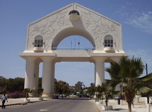 File:Gambia banjul arch22.JPG - Wikipedia