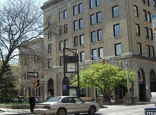 File:Ithaca Commons (north end).JPG - Wikimedia Commons