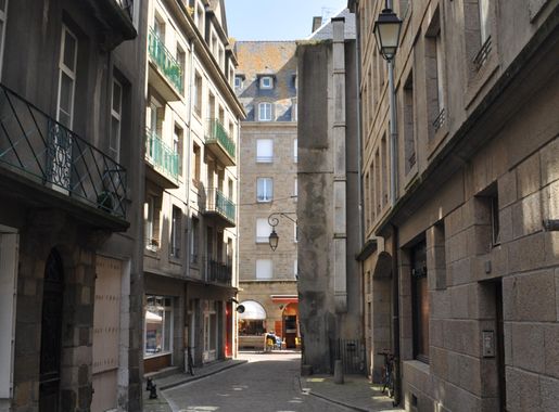 File:Saint-Malo - walled city 02.jpg - Wikimedia Commons