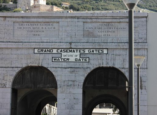 File:Grand Casemates Gates (1).JPG - Wikimedia Commons