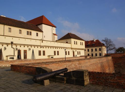 File:Hrad Špilberk (Brno), Brno - město 208, Brno 2.JPG - Wikimedia Commons