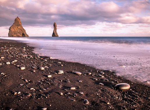 File:The Black Sand Beach Iceland Travel Photography (233485085).jpeg -  Wikimedia Commons