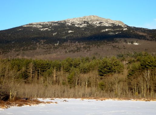 File:Mount Monadnock from route 124.JPG - Wikimedia Commons