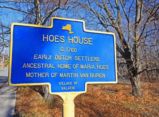 File:Hoes House Marker - circa 1760 - Ancestral Home of Maria Hoes, Mother  of President Martin Van Buren.jpg - Wikimedia Commons