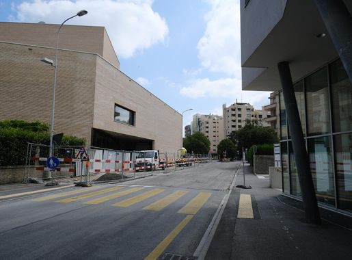 File:Théâtre de Carouge @ Carouge (51320808705).jpg - Wikimedia Commons