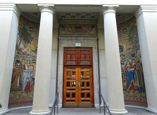 File:The Arts by Salvatore Lascari, installed 1930, glass mosaic - Currier  Museum of Art - Manchester, NH - DSC07343.jpg - Wikimedia Commons