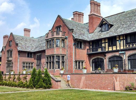 File:Stan Hywet Hall 2.jpg - Wikimedia Commons