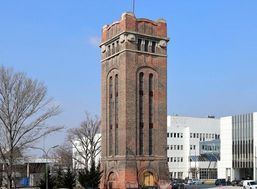 File:Floridsdorf (Wien) - Wasserturm (1).JPG - Wikimedia Commons