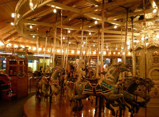 File:Looff Carousel.JPG - Wikipedia