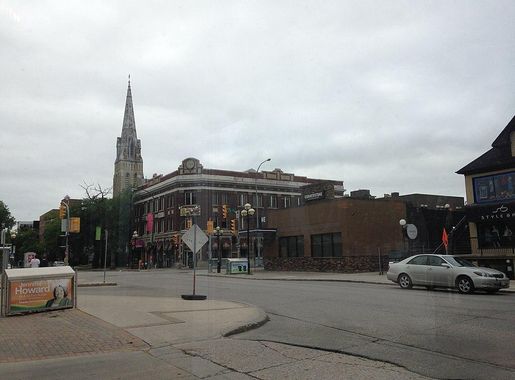 File:Osborne Village 2.jpg - Wikimedia Commons