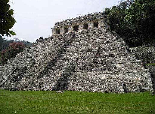 File:Palenque Temple of Inscriptions.JPG - Wikimedia Commons