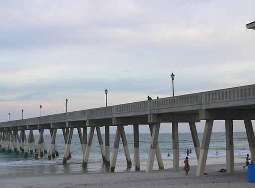 File:Johnny Mercer Pier-27527.jpg - Wikimedia Commons