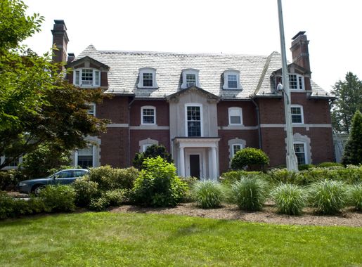 File:Governor's Residence (14411675822).jpg - Wikimedia Commons