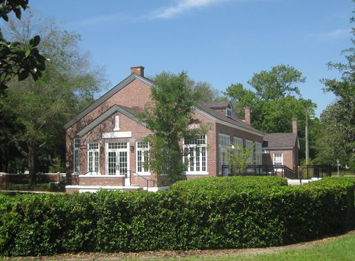 File:Seminole Heights Garden Center.jpg - Wikimedia Commons