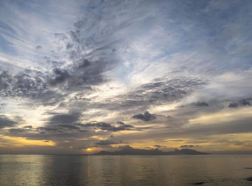 File:Tahiti, French Polynesia - PK 18 Punaauia Beach (48053313916).jpg -  Wikimedia Commons