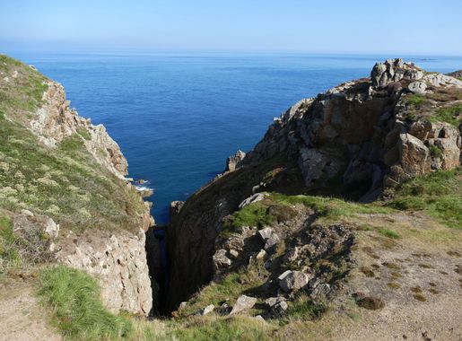 Free Images : sea, coast, rock, walking, mountain, cliff, cove, bay, stack,  terrain, ridge, england, geology, bluff, atlantic, cape, united kingdom,  landform, channel islands, island of jersey 5472x3648 - - 474002 - Free  stock photos - PxHere