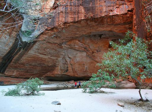 File:Purnululu3.jpg - Wikimedia Commons