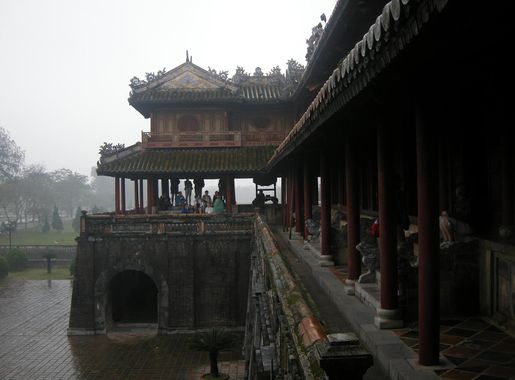 File:Vietnam, Hue, Imperial City of Hue, The Meridian Gate.jpg - Wikimedia  Commons
