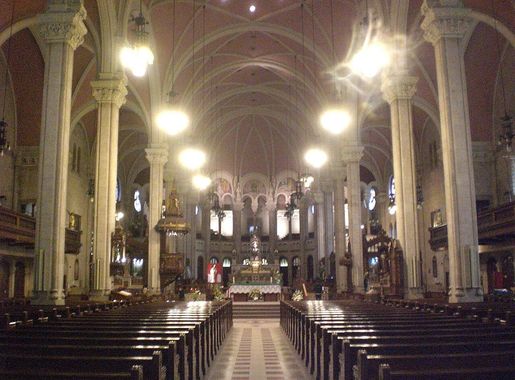 File:St Roch Church interior, Quebec City.JPG - Wikimedia Commons